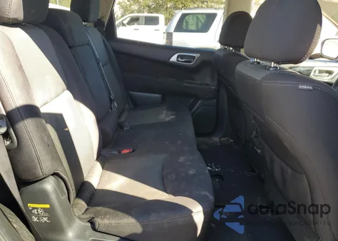 2017 Nissan Pathfinder S z USA, uszkodzony, nr VIN 5N1DR2MN8HC633330